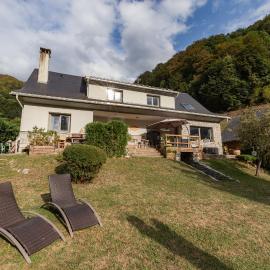 Grand Yatou - 8 pers, RDC, tout confort - Parking, jardin & Wifi, hotel u gradu Kotere