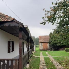 Bodrogparti Vendégház Sárazsadány, hotel in Sárazsadány