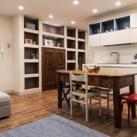Cosy en ville apartment in Aosta center, hotel u gradu Aosta