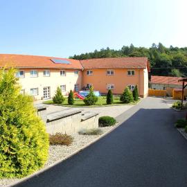 Černý Kocour Apart hotel, hotel v destinácii Šarovy