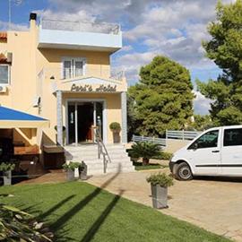 Peri's Hotel, hotel a Artemida