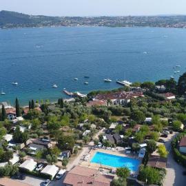 Vacanze Glamping Boutique, hotel v mestu San Felice del Benaco