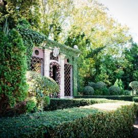 Hidden Grace, Hotel in Parys