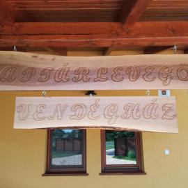 Kaptárlevegős Vendégház, hotel a Füzesgyarmat