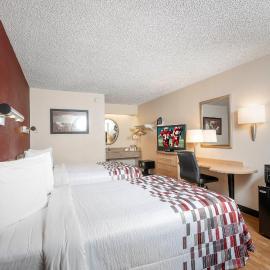 Red Roof Inn Detroit - Dearborn-Greenfield Village、ディアボーンのホテル