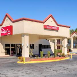 Red Roof Inn Atlanta - Suwanee/Mall of Georgia, hotel em Suwanee