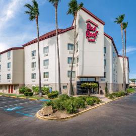 Red Roof Inn Laredo, hotel di Laredo