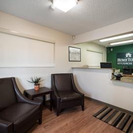 HomeTowne Studios by Red Roof Seattle - Kent/Des Moines, hotel a Des Moines