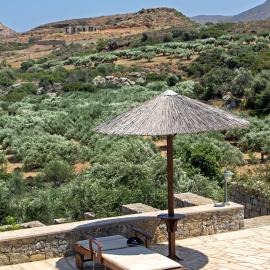 Esperides Stone Houses, hotel a Palekastron