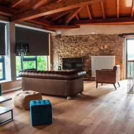 O Forno - Casa Ferrador (Ribeira Sacra)、Soberのホテル