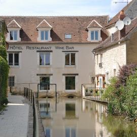 Au Vieux Moulin, hotell sihtkohas Chablis
