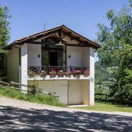 CASA RURAL TOKI ONA, hotel i Valcarlos
