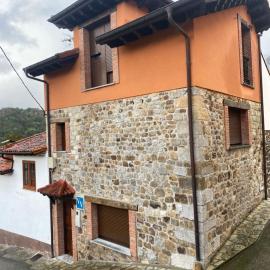 Triana, Hotel in Berodia