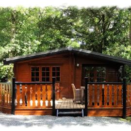 Blelham Tarn Rustic cabin in tranquil woodland, khách sạn ở Ambleside