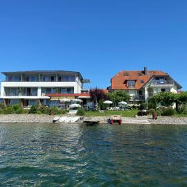 Strandhaus Eberle, Hotel in Immenstaad am Bodensee