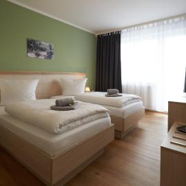 Hotel Weimarer Berg, hotel Apoldában