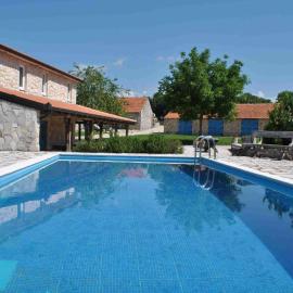 Country House Marića Gaj, hotel em Grude