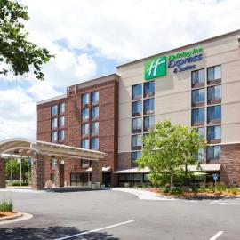 Holiday Inn Express & Suites Bloomington West by IHG
