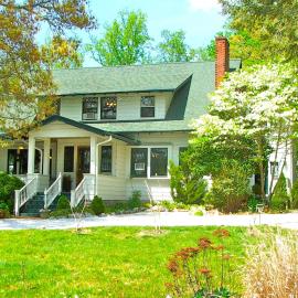 Oakland Cottage Bed and Breakfast, hotel in Asheville