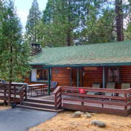 73 Walk-A-Bout, hotel in Wawona