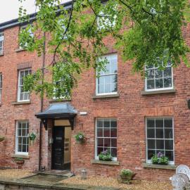 Memorial Building, hotel in Ruthin