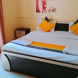 Coronet Luxurious Apartment, hotel in Pune