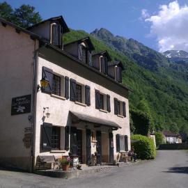 Auberge Les Myrtilles: Couflens şehrinde bir otel