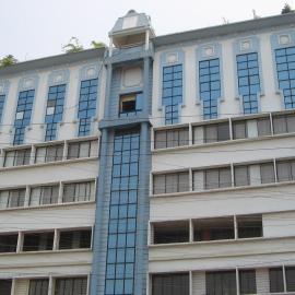 Vishwaratna Hotel، فندق في غاواهاتي