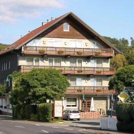 Gasthaus zur Quelle, hótel í Bad Marienberg