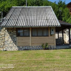 Perucac Jezero, hotel u gradu Perućac
