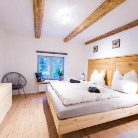 FarmHouse Eckartsberg im Zittauer Gebirge - Ferienwohnung mit 2 Schlafzimmern, Terrasse und WALLBOX
