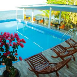 FX72 Beach Resort Maumere, hotel v destinaci Maumere