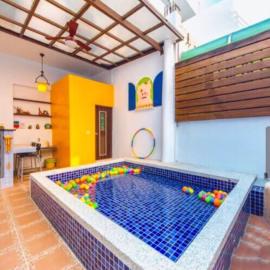 墾丁PigHouse 豬窩親子包棟B館, hotell i Hengchun Old Town
