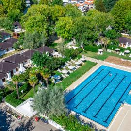 Villaggio Los Nidos, hotel in Lignano Sabbiadoro