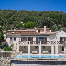 Sunlight Properties - Villa Olea - 5 bedrooms with pool – hotel w mieście Le Tignet