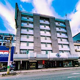 Hotel Gracher Brusque, ξενοδοχείο σε Brusque