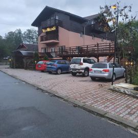 Pensiunea Melinda, hotelli kohteessa Petroşani