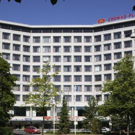 Crowne Plaza Helsinki - Hesperia by IHG, hotel di Helsinki