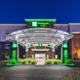 Holiday Inn & Suites - Toledo Southwest - Perrysburg by IHG, хотел в Перисбърг