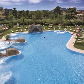 Hotel Terme All'Alba, מלון באבנו טרמה