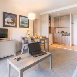 Appartement plage de Trestraou 45m2, hotel in Perros-Guirec