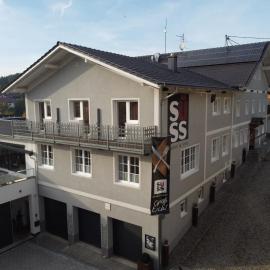 Gasthof Süss, מלון בOberkappel