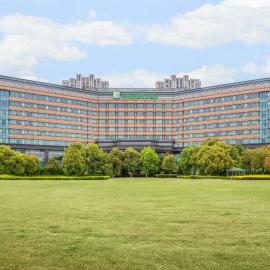 Holiday Inn Changzhou Wujin by IHG, hotel in Changzhou