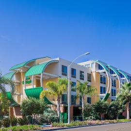 Holiday Inn Oceanside Marina Camp Pendleton by IHG, מלון באושנסייד