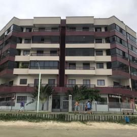 Apartamento Meia Praia Lateral Mar (Wi-Fi e Ar-condicionado)