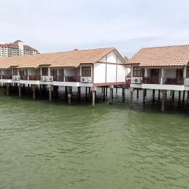Port Dickson Private Unit Chalet, hotel in Port Dickson