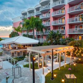 Beach House Suites by the Don CeSar, hotell i St Pete Beach