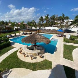 HOTEL & BEACH CLUB OJO DE AGUA, Hotel in Puerto Morelos
