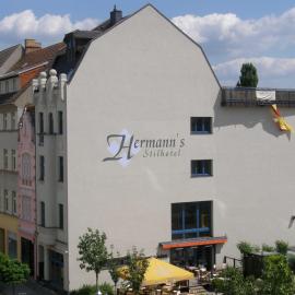 HERMANN Hotel Bar, hotel Gubenben