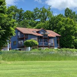 Ferienappartement mit Panoramablick，Rötz的飯店